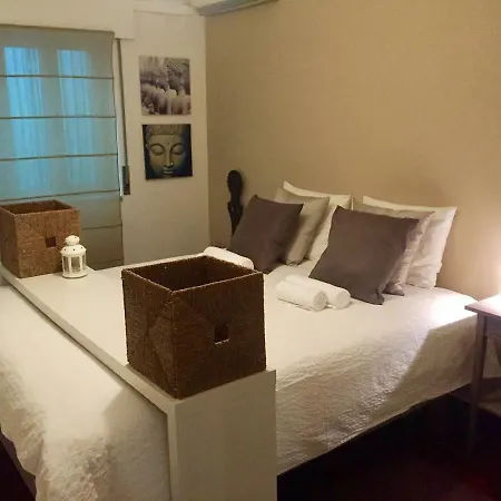 Quarto Em Apartamento Completo, Entre Lisboa E Sintra! Affittacamere