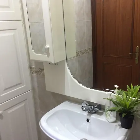 Affittacamere Quarto Em Apartamento Completo, Entre Lisboa E Sintra!