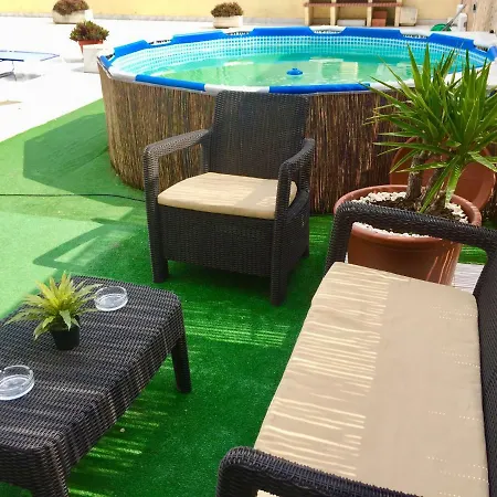 Affittacamere Quarto Em Apartamento Completo, Entre Lisboa E Sintra! Queluz